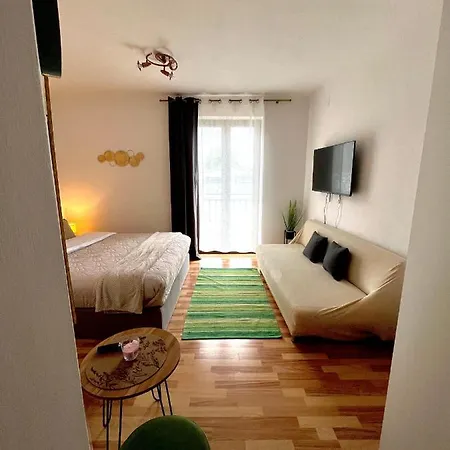Veronika Apartment